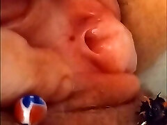 Big peehole Big peehole