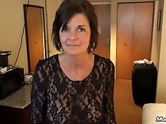 Country MILF gets a facial cumshot POINT OF VIEW