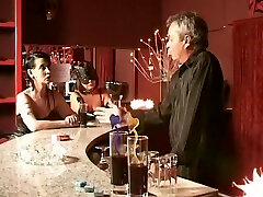 SM dans un pub échangiste