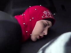 Unfaithful wild Muslim wife Unfaithful wild Muslim wife