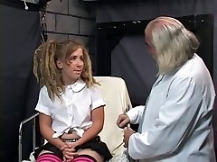 Hoe gets aroused by doctor's sex treatment