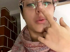 Muslim educator will teach them female anatomy
