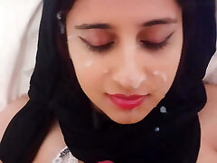 fille musulmane timide baise en gorge profonde et gros soin du visage