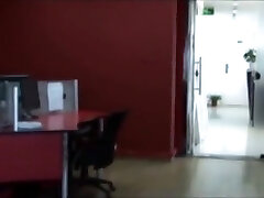 zahlreiche chinesische mädchen füße gefesselt und gekitzelt