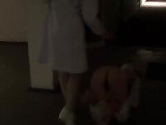 haustiersklavin in psychiatrischer anstalt