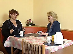 Jung und Alt Anja hat bekommt den Fick Ihres Lebens