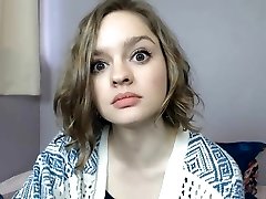 Hairy Armpit Girl Webcam Spank2