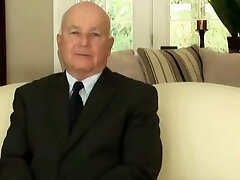 vieilles bites, filles filles-27 ans. #papy #vieil homme vieilles bites, filles filles-27 ans. #papy #vieil homme