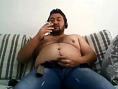 Warm scenes of a hot turkish bear Warm scenes of a hot turkish bear