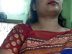 Indian Bhabhi has lovemaking with stepbrother showing boobs