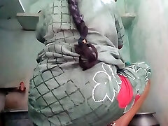 Desi Priyanka Aunty Cute Blowjop Sex