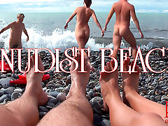 Nudist BEACH – Nude young couple at beach, naked teen couple