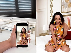 elastic butt Latina Sarah Lace removes a butt-plug to be fucked