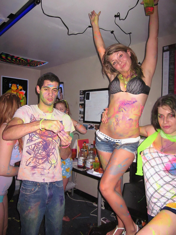 Getting Fucked At Rave - Check out these hot ass college dorm room black out rave sex ...