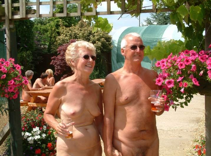 Naked Old Folks | Niche Top Mature