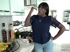Ebony mom teasher Mystique Sucks Her Stepsons Stiffy