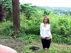 10 mtter Hikari gets creampied outside in the woods