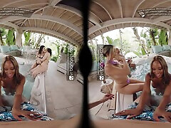 Join hot nude pornymoni in Tulum VR Porn