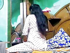 Indian housewife and husband kapan father enjoy very good sexy Indian housewife