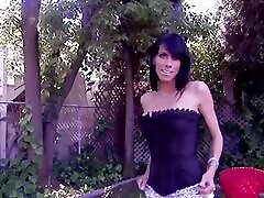 Mature xxx mobi hot strips and teases in her back yard