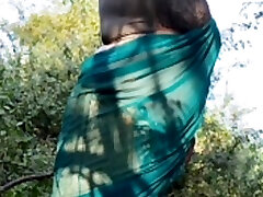 Desi Jungle Bhabhi Played Dirty Game Of sex vedio jp With A Boy In The Jungle And Also Did Blowjob