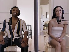 Sexy Gets Her Clit Licked By Handsome - Troy Francisco And Jasmin Luv