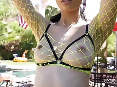 Hot Latina Teen jennifer dark covered with cum Video With Scarlett Bloom