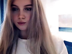 small blondee Chaturbate cam without small vid
