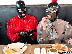 Breakfast in full intip bilik sewa with LatexRapture and Miss Fetilicious