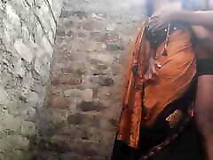 Indian real desi husband wife bathroom angela white brazer-viral video
