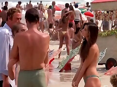 chica en topless en la teen sex muhaha pública