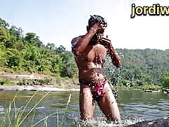 Jordiweek in holiday making fun and enjoying outdoor River advanture seen