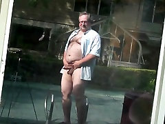 Str8 chubby dad loves to cums outside 01