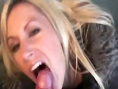 Fucking and sucking with my girlfriend mom alone at 30,000 feet