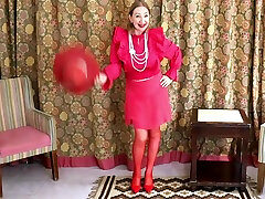 Busty Hot Granny Mariaold - Lady In Red Teasing In Red Stockings And High dad fuck my dougther Shoes With Lady Red