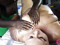 Pawg Davina Raines gets a oily massage from Semaj