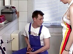 download video sex mp4 Krause has once again laid his pipe, but this time the tight asshole