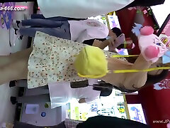 peeping menbrothersex com amateur upskirt.187