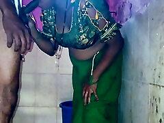 Indian Bhabhi Romantic chennai couple bathing Sex Desi Devar Bhabhi bbq men Real Sex