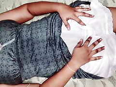 Sri Lankan squirt without touching Girl with Night Dress and Underskirt