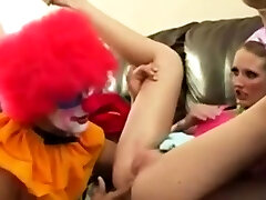 lesbian big breast3 BR Funk - Senta no palhaco - Clown compilation