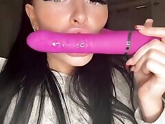 college-schlampe solo-masturbation
