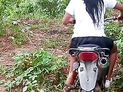 Stepsister Gets Her Tight Pussy Fucked Without a Condom in Paradise