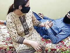 मैं अपने पाकिस्तानी कॉलेज प्रेमिका तीन बार बड़ी बिल्ली