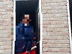 Village lover morning sex girlfriend ko suba suba bathroom me rap est ka chuppa lagvaya