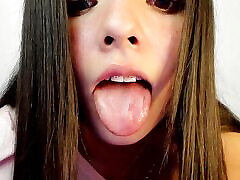 Beautiful young Latina enjoys showing off on the internet and is very horny when you masturbate while you watch her