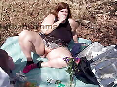 teaser big beautfiul redhed bbw pawg follando bbc junto al río