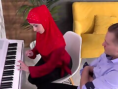 She fucks better than she plays the piano