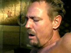 arav fuck May Pornopoker 3some