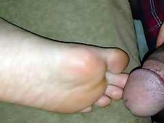 mature amateur mom busty feet